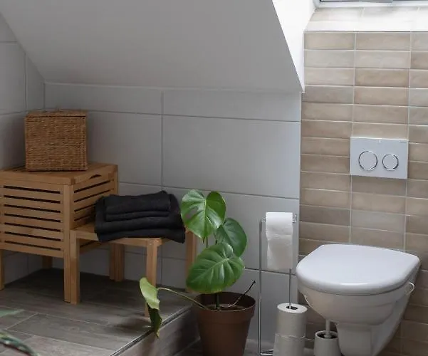 Altbau - Klein Aber Oho *